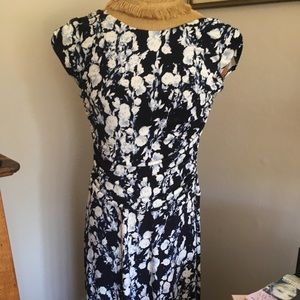 DRESS; SUPER COMFY; SLIP ON; ROLL  PACK NO WRINKLE